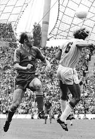 Gli azzurri affrontano i polacchi in una gara che vale il primato del girone.forza azzurri ! Nazionale Di Calcio Della Polonia Wikiwand