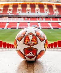 Команда юргена клоппа победила в финале тоттенхэм (2:0). Myach Finala Ligi Chempionov 2019 Goda Predstavili V Uefa Foto