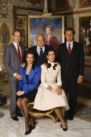 Stephanie de monaco et daniel ducruet lors de leur mariage. Prince Rainier Avec Ses 3 Enfants Et Stephano Casiraghi 2eme Mari De Caroline Caroline De Monaco Famille Royale De Monaco Princesse Caroline