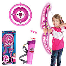 Scopri online e nei negozi i prodotti per il tiro con l'arco:archi, frecce, bersagli e accessori arceria. Arco E Frecce Per Bambini 6 Pezzi Giocattolo Da Tiro Con Luce A Led E Supporto Per Frecce Per Giochi All Aperto E In Giardino Sucomparatore Sport