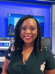 Happy Monday friends! ☺️☕️ 🦃If your turkey is still in the freezer, it's  probably time to take it out! Stick with us