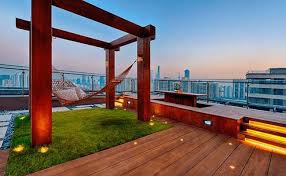 Esta casa se encuentra ubicada en valencia y es una casa diseñada a medida. Madera Para Exterior Como Proteger Las Casas De Madera Majofesa