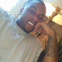 Cary Rogans's Instagram, Twitter & Facebook