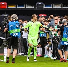 Search for stickers right within picsart social network. B R Football On Twitter Manuel Neuer Receives A Guard Of Honor Before Their Game Against Latvia For Making His 100th Appearance For Germany Https T Co Gg03qaaaii