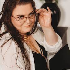 AR McKinnon (@ar.mckinnonauthor) • Facebook