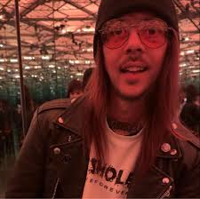 Are barefoot skate trainers durable for flip tricks?