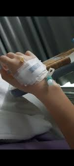 Nah, oleh karenanya kami sudah merangkum koleksi terpopuler seputar kumpulan gambar tangan diinfus tangan di infus asli yang dapat kamu jadikan inspirasi. Auradaazzahra Annisa Auradaaazzhara Profil Pinterest