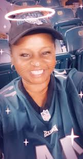 Thanking my baby Megan Norris for the beautiful gift of my first Eagles  game. It was an amazing experience ❤️ 💯