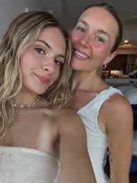 M A D I S O N (@madiraehines) • Instagram photos and videos