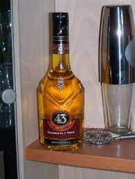 Svět má rekordní zájem o francouzský alkohol. Zutat Licor 43 Koch Wiki