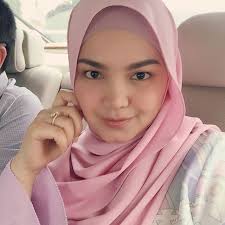 Suporter dato sri siti nurhaliza. Datuk Siti Nurhaliza Minta Era Fm Putarkan Lagu Segala Perasaan Media Hiburan