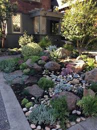 25 Wonderful Backyard Landscaping Ideas On A Budget Xeriscape Front Yard Front Yard Landscaping Design Small Front Yard Landscaping