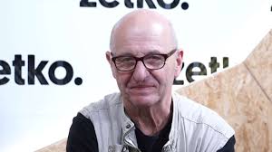 Zoznam časopisov v ktorých publikoval články (2). Ondrej Neff O Siti Pocitacich A Zacatcich Internetu Stream