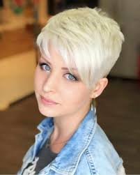 The full bangs, combed forward from the crown are a clever way to balance out a longer face shape. 39 Latest Short Bob And Pixie Haircuts For Women In Summer 2019 Page 4 Of 4 Blonde Pixie Haircut Short Hair Styles Pixie Short Blonde Pixie