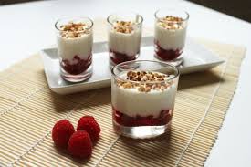 Verrine Mousse Chocolat Blanc Vanille Et Framboises Mousse Chocolat Blanc Mousse Au Chocolat Chocolat Blanc