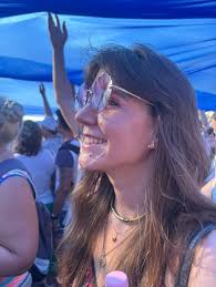 zsu zsuró (@zsuzsuro) • Instagram photos and videos