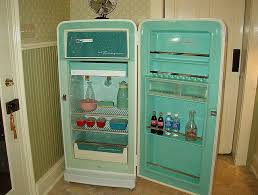 Watch out for bodum's upcoming bistro line, which wraps familiar contraptions in colorful. Im004773 Vintage Fridge Vintage Refrigerator Vintage Kitchen Appliances