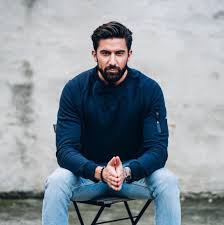 Laut seinen ärzten ist philipp mickenbecker sterbenskrank. Die Mickenbecker Zwillinge Und Freunde Home Facebook