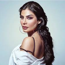 أمل العوضي Beautiful Arab Women Arabian Women Arab Beauty