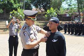 Pusat pelatihan satpam tertua, terbaik & terbesar. Pelatihan Satpam Pt Gsu Bandung Quyq L1spekjrm Tugas Pokok Fungsi Merupakan Pelatihan Lanjutan Bagi Anggota Satpam Yang Telah Memiliki Kualifikasi Gada Pratama Iphone5testertoday
