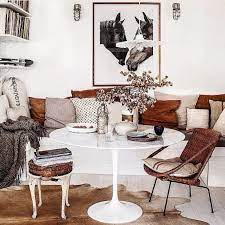 Farmhouse western living room decor. The New Rustic 5 Dreamy Spaces That Bring A Modern Western Vibe Into Your Home Daily Dream Decor