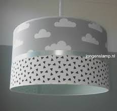 lamp babykamer grijze wolkjes en mint groen babykamer lamp babykamer lampen
