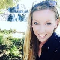 Vicky Salcedo's Instagram, Twitter & Facebook