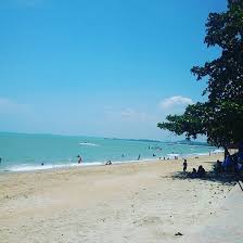 Malaysia mempunyai banyak lokasi menarik bagi melakukan aktiviti luar bersama ahli keluarga. 10 Pantai Di Melaka Yang Menarik Untuk Pencinta Pasir Putih Bayu Laut