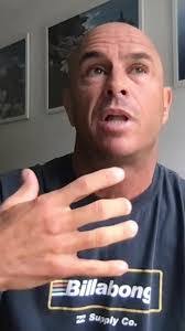 Dorian Laird's Instagram, Twitter & Facebook