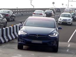 Tesla model x would be launching in india around january 2022 with the estimated price of rs 2.00 crore. Watch This Tesla Model X In Action On The Indian Roads Drivespark News