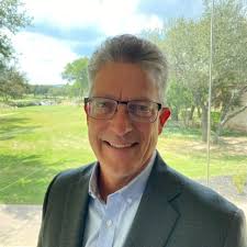 How to Find Advisor of Information and Sales Email Addresses (2025 Guide)