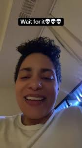 Light Shop Lesbian Couple