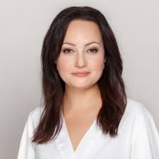 Being a VC/Angel must be though these days: 1. Everyone is an engineer  thanks to vibe coding. So how do they filter through the endless number of  vibe coded startups, most of