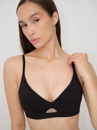 Топ с чашечками Cheri Black