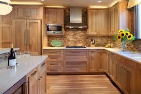 Depuis quelques années, solutions intégrées et poignées invisibles ont considérablement épuré les lignes du mobilier de cuisine. Cuisine 2020 Tendances Styles Et Accents 50 Photos De Conception De Cuisine
