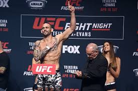 Santiago ponzinibbio (born september 26, 1986) is an argentine mixed martial artist competing as a welterweight in the ultimate fighting championship. Ufc Argentina Results Santiago Ponzinibbio Batters Neil Magny Scores Knockout In Fourth