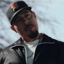 Happy birthday to one of my favorite Cuban actor ROBERTO SANCHEZ from  "QUEEN OF THE SOUTH" and "BMF" @official_roberto_sanchez 🇺🇸 🇺🇸 🇺🇸  🇨🇺 🇨🇺 🇨🇺 * Big T