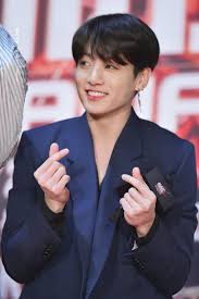 Lalu bagaimana jika ibunya menyuruhnya menikah dengan a. Pin By Kageyama Tobio On Bts Jungkook Bts Jungkook Hoseok Bts