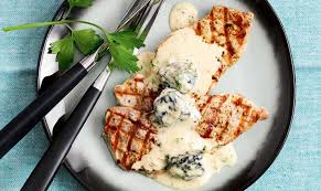 Schweineschnitzel An Bier Pflaumen Sauce Rezept Schweineschnitzel Schnitzel Suppe Huhn