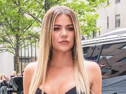 The latest photos of khloe kardashian on page 1, news and gossip on celebrities and all the big names in pop culture, tv, movies, entertainment and more. Efdqdew6pfrzpm