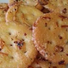 Ritz Crackers Recipe Just A Pinch Recipes Cracker Recipes Snack Recipes Ritz Cracker Recipes