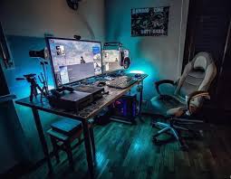 Regardless of how much cash you can drop on internet fame, this guide will explain how to get up and running. Epic Setup My Rating For This Setup 9 3 10 Your Rating 1 10 Gaming Desk Setup Gaming Computer Desk