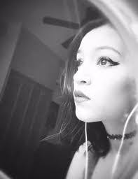 Andrea Valenzuela's Instagram, Twitter & Facebook