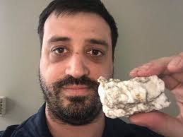 Here is some gold under microscope y'all once I get the other photo from  the microscope I'll post it