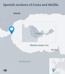 Quelques exceptions ont également été faites, si les voyageurs justifient d'une. Ceuta Le Ton Monte Entre Le Maroc Et L Espagne International Dw 18 05 2021