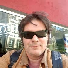 Gestern Abend konnten durch eine aufmerksame Passantin und eine Patrouille  der Stapo Uster diese zwei zuckersüssen, handzahmen Häschen eingefangen  werden. Es muss leider davon ausgegangen werden, dass die beiden Tiere  ausgesetzt wurden.