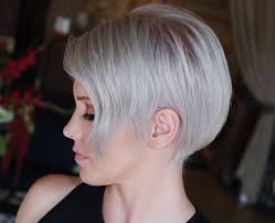 Ecco dunque i tagli capelli corti donna 2019, di tendenza in questa stagione estiva. Capelli 2019 I 5 Nuovi Tagli Corti Piu Facili Dell Estate Capelli