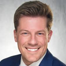 Tyler Crowe's Instagram, Twitter & Facebook