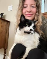 Julie Marquardt's Instagram, Twitter & Facebook