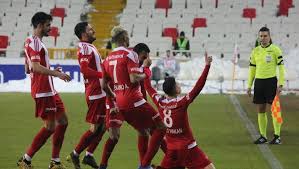 En çok kırmızı kartına başvuran hakemi #fenerbahçe #sivasspor maçında izleyin. Sivasspor 1 Alanyaspor 0 Mac Sonucu Ve Mac Ozeti